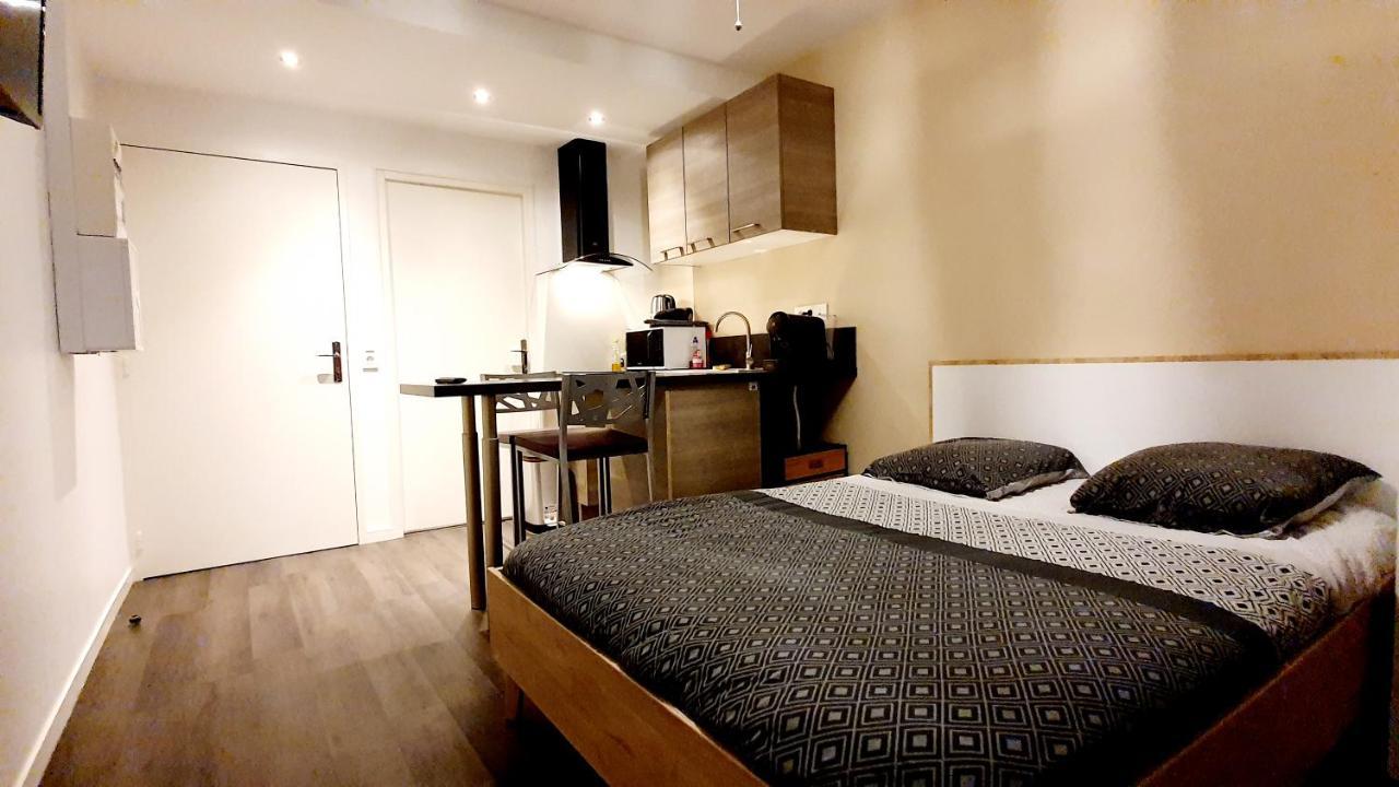 Le Studio Cosy D'Angelique Et David Avec Parking Rambouillet Ngoại thất bức ảnh