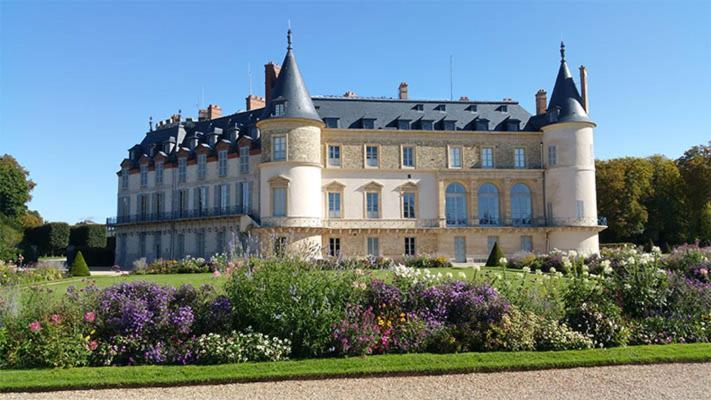 Le Studio Cosy D'Angelique Et David Avec Parking Rambouillet Ngoại thất bức ảnh